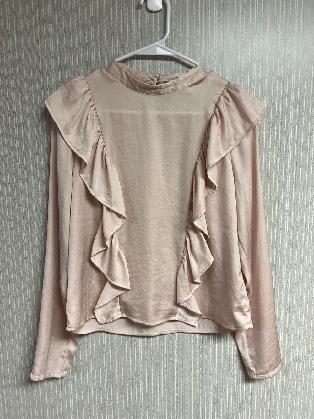 Forever 21 Pale Pink Ruffle Long-Sleeve Blouse S M L